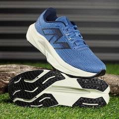 Tênis New Balance FuelCell Propel V5 - Masculino - Foto 9