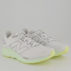 Tênis New Balance Fresh Foam 680 V8 - Feminino - Foto 2