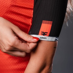 Camisa Jersey Woom Supreme - Feminina - Foto 4