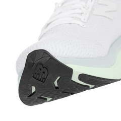 Tênis New Balance Fuelcell Propel V5 - Feminino - Foto 5