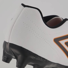 Chuteira de Campo Umbro Class Footballer - Adulto - Foto 6