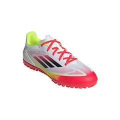 Chuteira de Society adidas F50 Club - Adulto - Foto 4