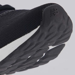 Tênis New Balance Fresh Foam Arishi V4 - Feminino - Foto 8