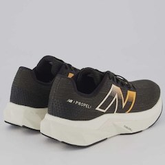 Tênis New Balance Fuelcell Propel V5 - Masculino - Foto 3