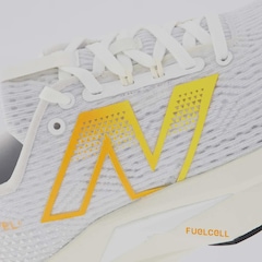 Tênis New Balance Fuelcell Propel V5 - Feminino - Foto 7
