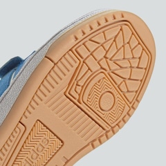 Tênis adidas TBD - Infantil - Foto 9