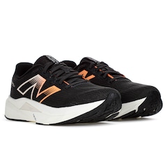 Tênis New Balance FuelCell Propel V5 - Masculino - Foto 4
