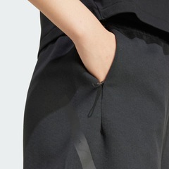 Shorts adidas Z.N.E. - Feminino - Foto 6