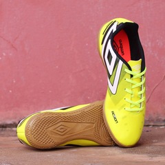 Chuteira Futsal Umbro Action - Adulto - Foto 9