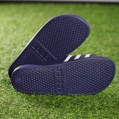 Chinelo adidas Adilette Aqua - Feminino - Foto 10