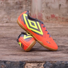 Chuteira Futsal Umbro Action - Adulto - Foto 9
