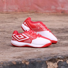Chuteira Futsal Umbro Pro 5 Jr England - Infantil - Foto 8