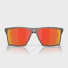 Óculos de Sol Oakley Unissex Futurity Sun Satin Grey Smoke Prizm Ruby Polarized - Foto 3
