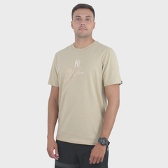 Camiseta New Era Classic New York Yankees - Masculina - Foto 3