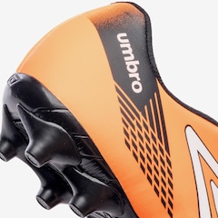 Chuteira de Campo Umbro On - Adulto - Foto 7