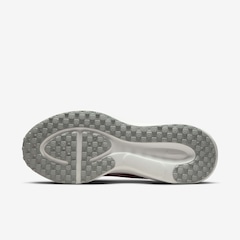 Tênis Nike Revolution 8 - Feminino - Foto 4