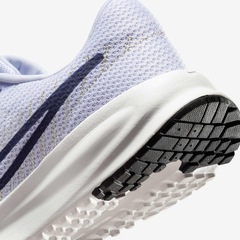 Tênis Nike Run Defy - Feminino - Foto 8