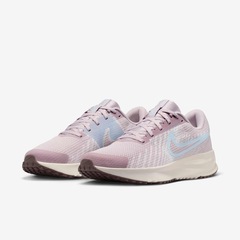 Tênis Nike Run Defy - Feminino - Foto 2