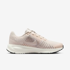 Tênis Nike Run Defy - Feminino - Foto 1