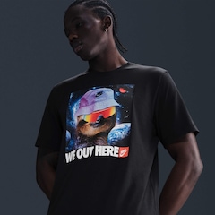 Camiseta Nike Sportswear OC Photo - Masculina - Foto 6