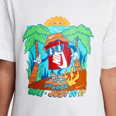 Camiseta Nike Sportswear Boxy 3 - Infantil - Foto 4