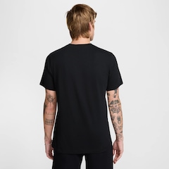 Camiseta Nike Sportswear OC - Masculina - Foto 2