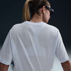Camiseta Nike Sportswear - Feminina - Foto 2
