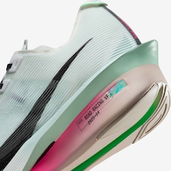 Tênis Nike ZoomX VaporFly 4 - Feminino - Foto 8
