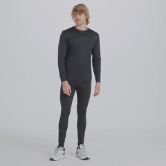 Camiseta Umbro Manga Longa Basic Uv - Masculina - Foto 6