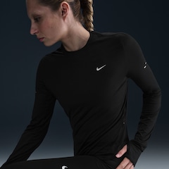 Camiseta Manga Longa Nike Dri-FIT Swift Crew - Feminina - Foto 6