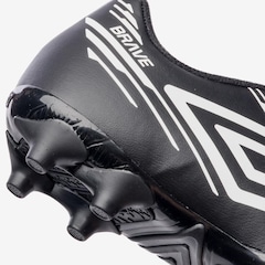 Chuteira de Campo Umbro Brave - Infantil - Foto 7