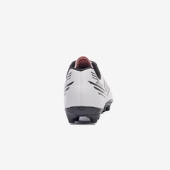 Chuteira de Campo Umbro Brave - Adulto - Foto 6