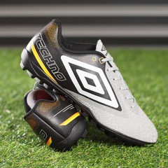 Chuteira Umbro Society Techno II - Masculino - Foto 9