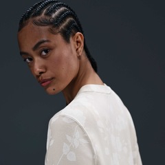 Blusão Feminino Nike Sportswear Crew Chill French Terry All Over Print - Foto 2