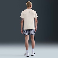 Camiseta Nike Dri-FIT Run Division Masculina - Foto 2