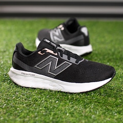 Tênis New Balance Fresh Foam 520 V9 - Feminino - Foto 8