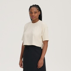 Camiseta New Balance Cropped Small Logo - Feminina - Foto 2