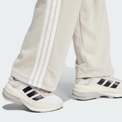 Calça adidas French Terry 3 Listras - Feminina - Foto 5