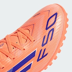 Chuteira Society Adulto adidas F50 Club - Foto 9