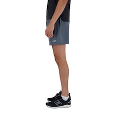 Shorts New Balance Sport Essentials 5 Masculino - Foto 3