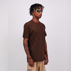 Camiseta Oakley Legend Metal Pin Tee Masculina - Foto 7