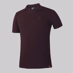 Camisa Polo do Athletico Paranaense Umbro Viagem 2025 Bordô Masculina - Foto 2