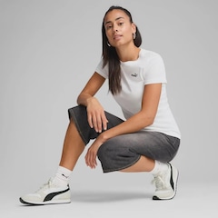 Camiseta Feminina Puma ESS Small NO. 1 Logo - Foto 3