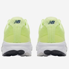 Tênis Masculino New Balance 520 V9 + Par de Meia - Foto 6