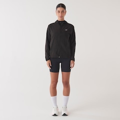 Jaqueta Corta Vento Feminina New Balance Sport Essentials Run - Foto 6
