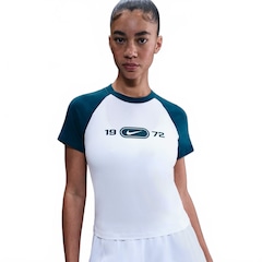 Camiseta Nike Sportswear Chill Knit Feminina - Foto 5