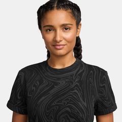 Camiseta Nike Sportswear Chill Feminina - Foto 3