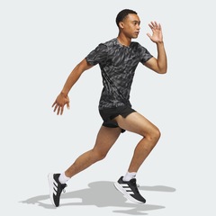 Camiseta Masculina adidas Own The Run Allover - Foto 4