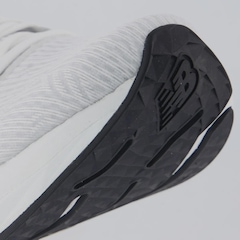 Tênis Feminino New Balance Fuelcell Propel V5 - Foto 8