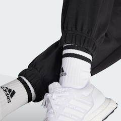 Calça Moletinho Feminina Adidas Essentials Linear Cuffed - Foto 5